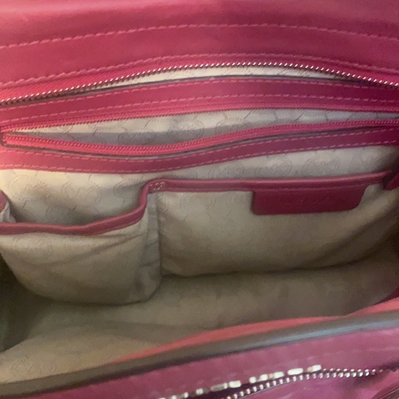 Michael Kors purse - Picture 8 of 13